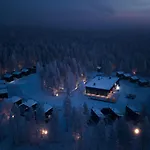 Отель Halo Igloos 4*