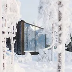 Отель Halo Igloos Рованиеми