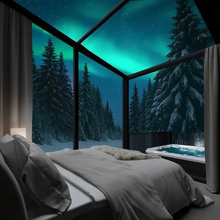 Halo Igloos فندق روفانييمي