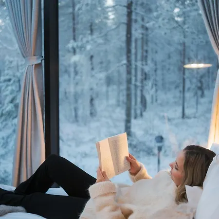 فندق Halo Igloos 4*