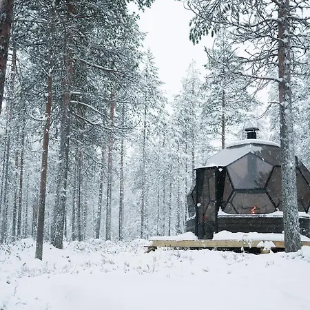فندق Halo Igloos روفانييمي