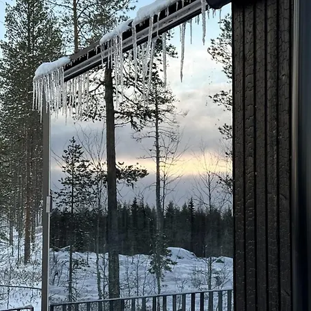 Halo Igloos روفانييمي