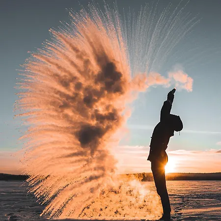 فندق Halo Igloos روفانييمي