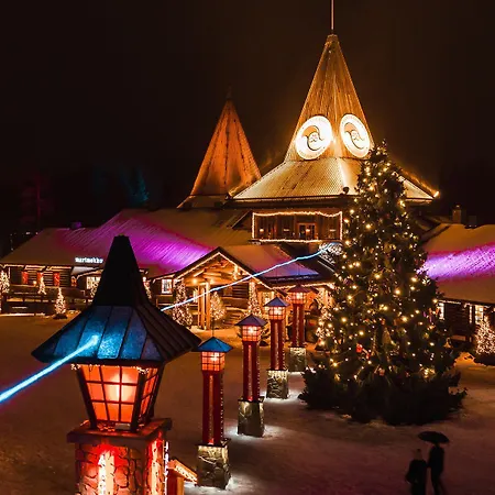 Halo Igloos Hotel 4*