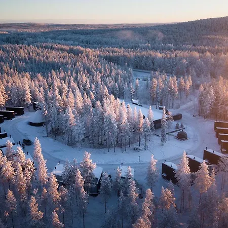 Halo Igloos Hotel 4*